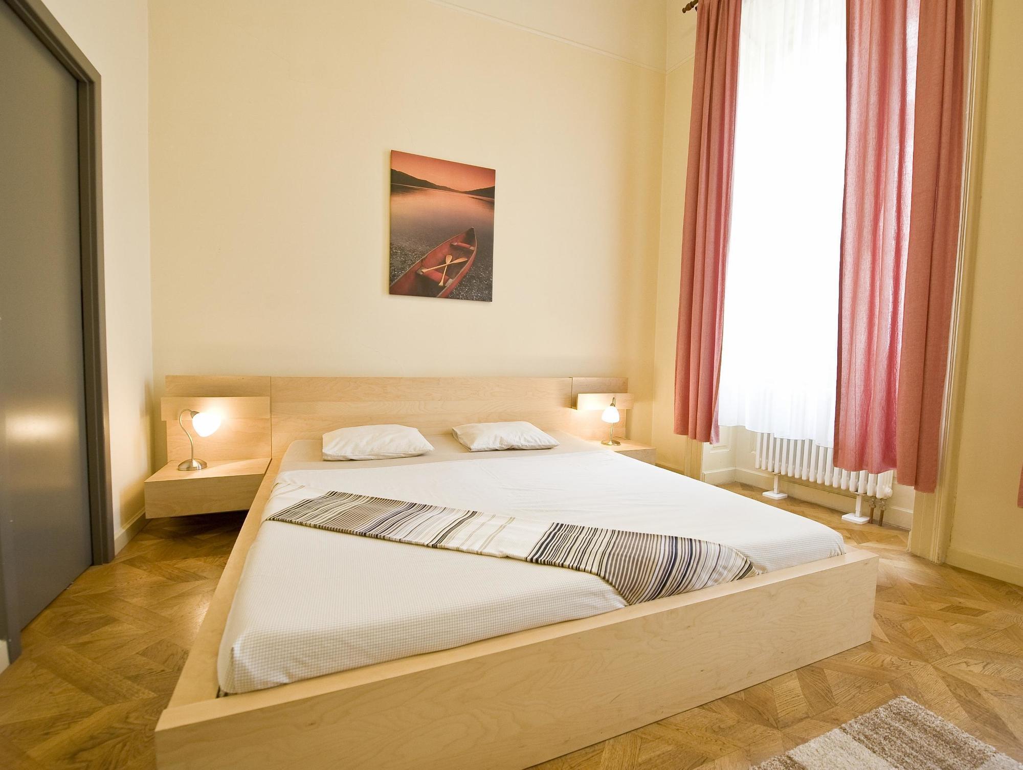 Bohemia Apartments Prague Centre Exteriör bild