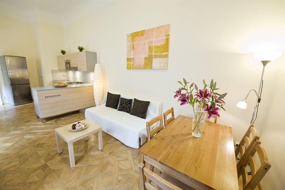 Bohemia Apartments Prague Centre Exteriör bild